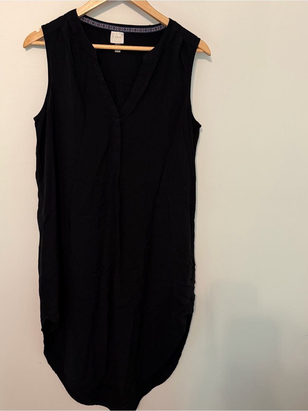 Cupio Women’s XL Black Sleeveless V Neck Midi Shift Dress Hi Low Hem 100% Vicose